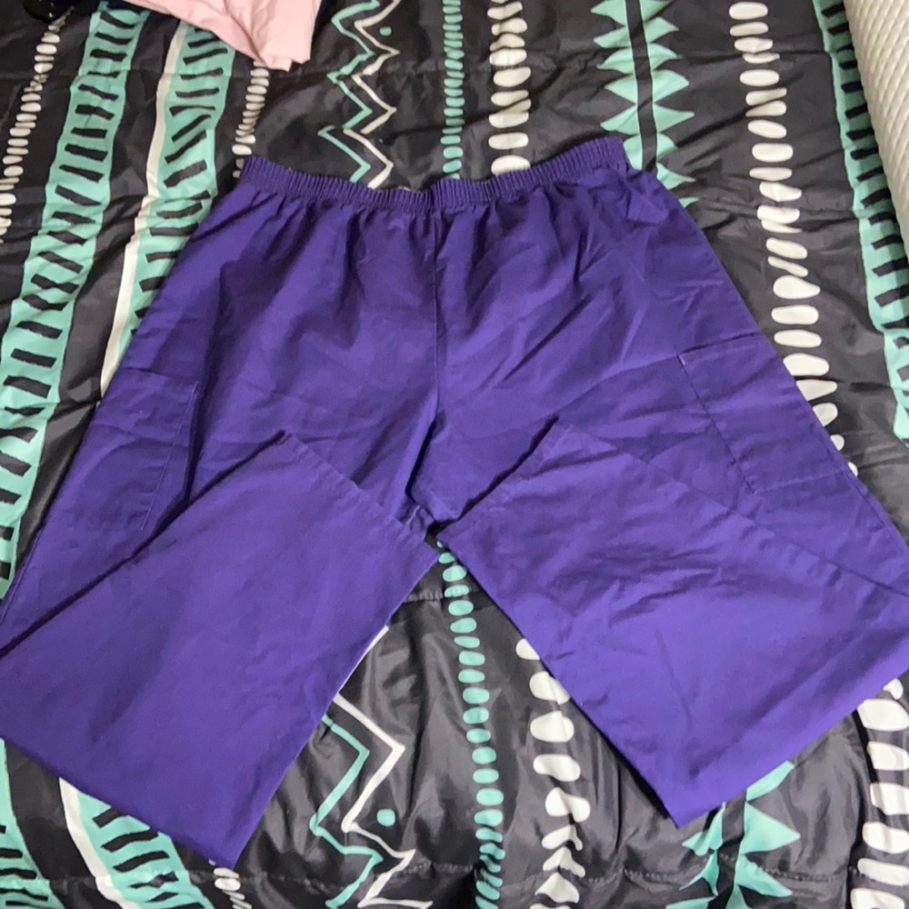 Scrub pants